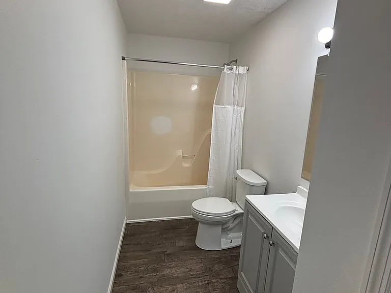 1712 Delaware Ave — Photo 21