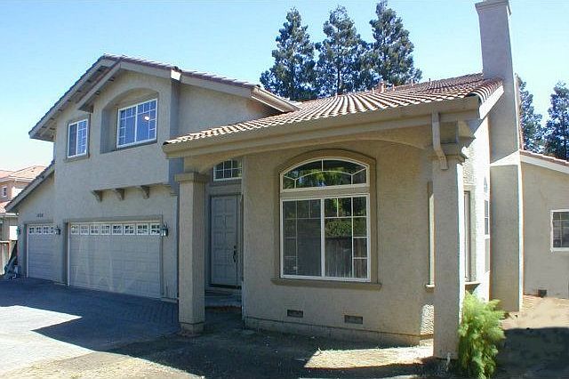 1st image of 1826 Regina Way