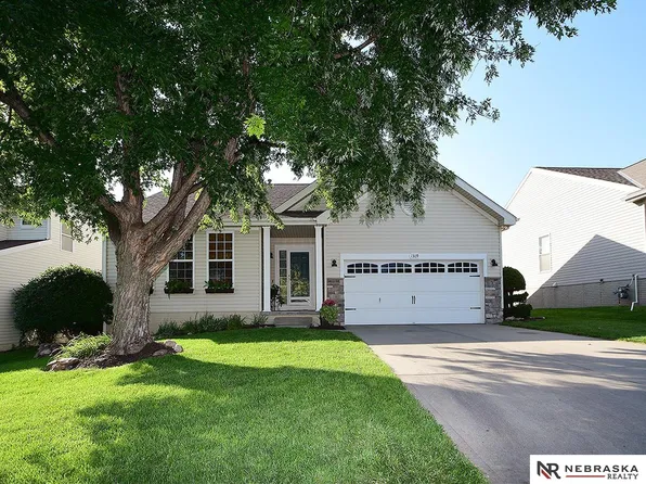 1309 N 208th St, Elkhorn, NE 68022