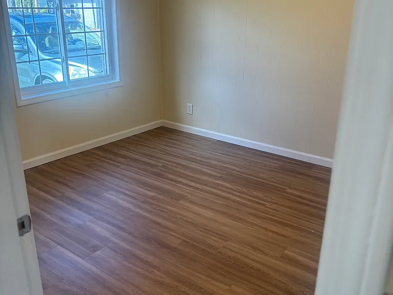 4435 Clifford Rd — Photo 14