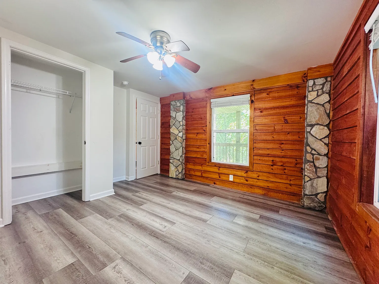 2 bed, 700 sqft, $1,450 — Photo 4