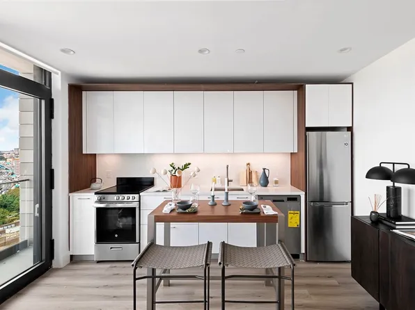 228 East 135th Street image 1 of 21