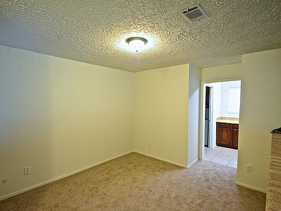 4th image of 12606 Campos Dr
