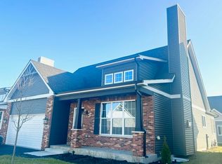 2048 Waters Edge Dr, Minooka, IL 60447