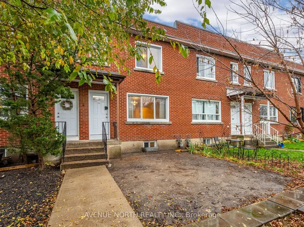1202 Summerville Ave, Ottawa, ON K1Z 8G4
