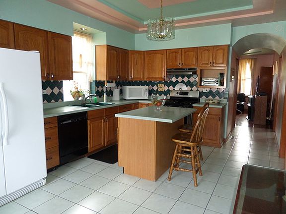 4th image of 2435 S 57th Ave