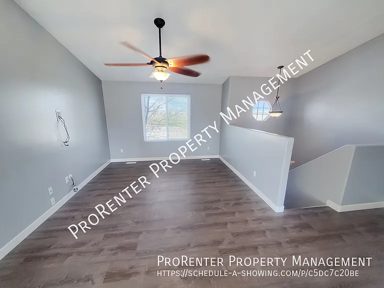 4252 Midland Dr — Photo 4