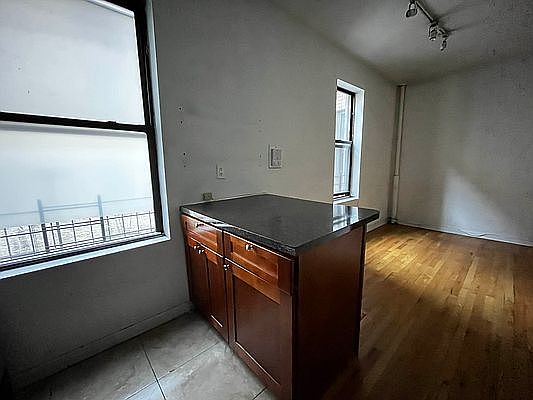 3rd image of 267 Lincoln Pl #4A