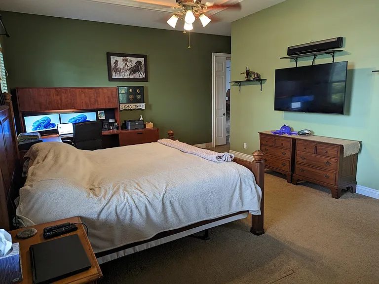 Master Suite.