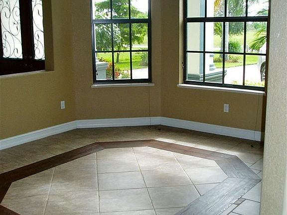 4th image of 854 W Cape Estates Cir