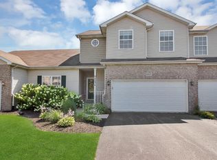 5527 Victoria Pl, Crown Point, IN 46307