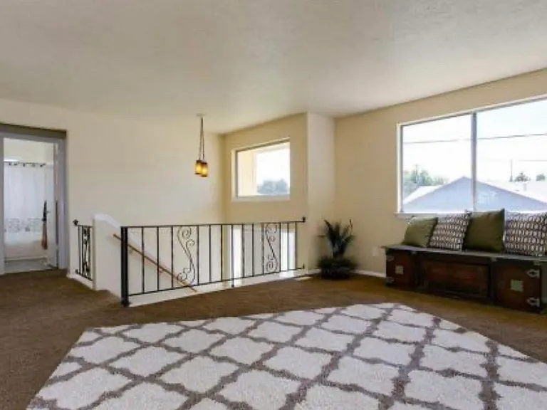 3416 W Dill Dr — Photo 2