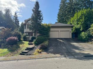 16717 NE 41st St, Redmond, WA 98052