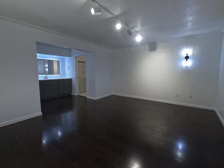 1630 Olua St #5 — Photo 10