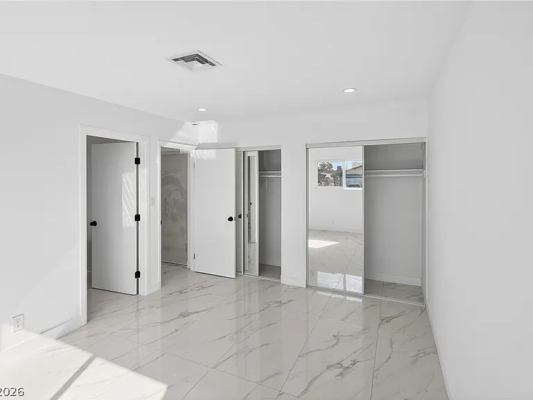 4578 Churchfield Cir — Photo 12
