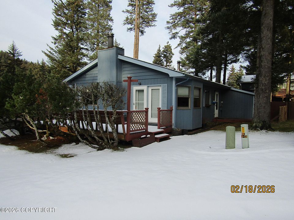 1st image of 516 Bonaparte Cir