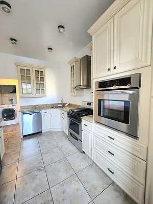 Rented by Oxford Property Group | media 5