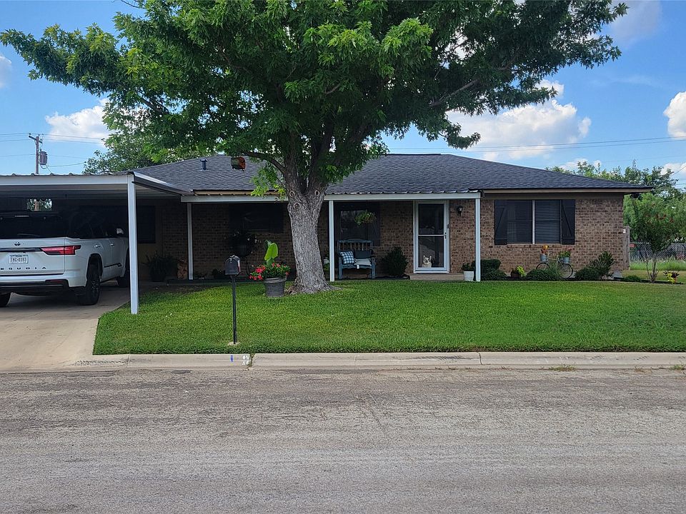 1st image of 3920 Country Side Dr