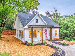 8706 Highland View Rd, Knoxville, TN 37938