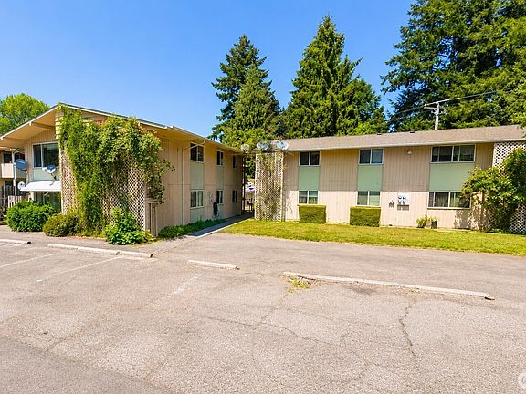 2nd image of 5024 18th Avenue SE