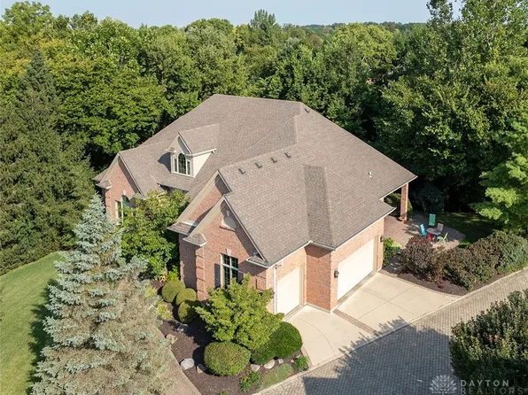 15 Aspen Woods Dr, Springboro, OH 45066