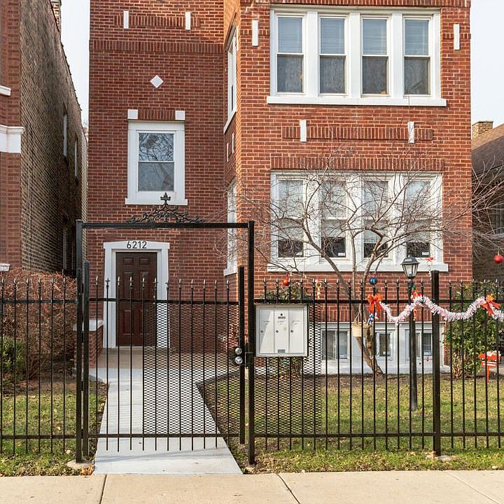 1st image of 6212 S Artesian Ave