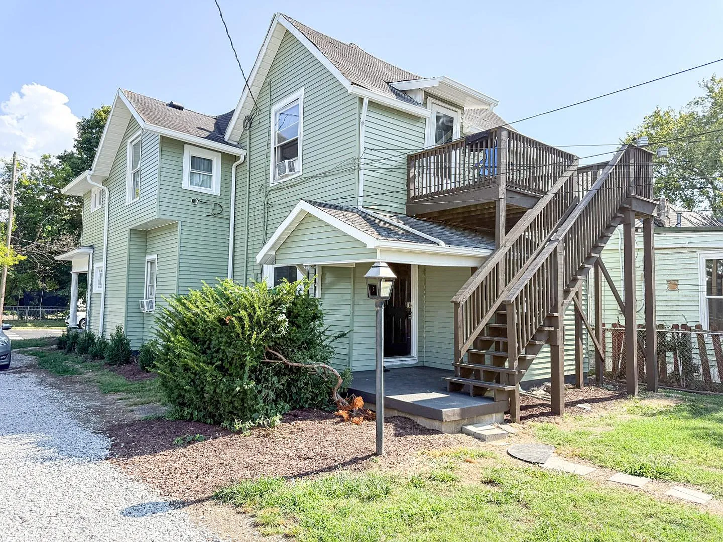 2235 Ekin Ave - #3 — Photo 4