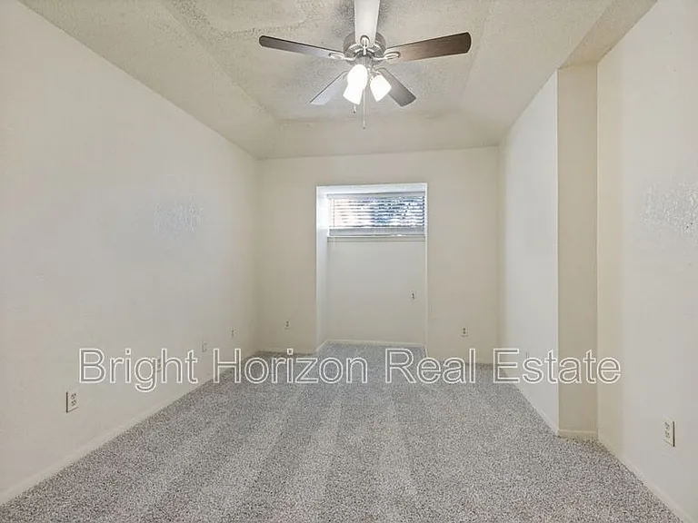 1408 Arvel Cir #C — Photo 9