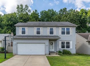 7873 Fairfax Loop Dr, Blacklick, OH 43004