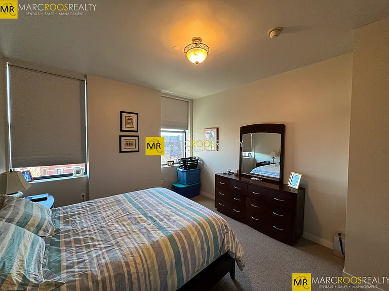 285 Columbus Ave — Photo 15