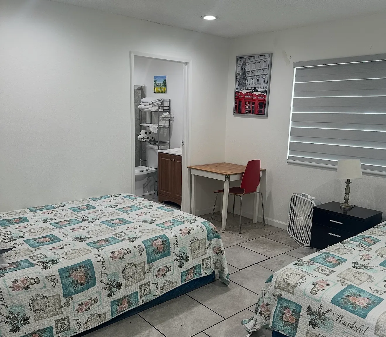 2 bed, 950 sqft, $4,800 — Photo 1