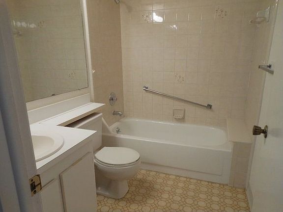 2nd image of 9650 Green Cypress Ln APT 17