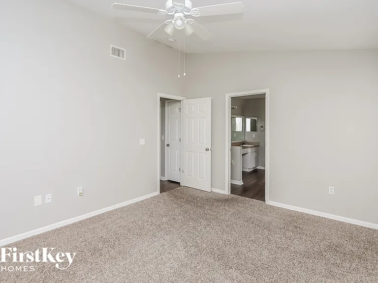 1703 Hulett Dr — Photo 8