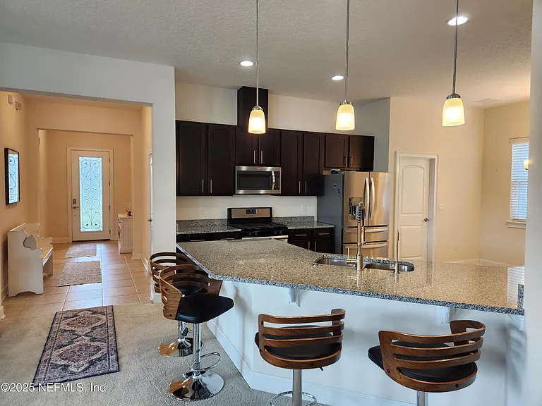 50 Eliana Ave — Photo 3