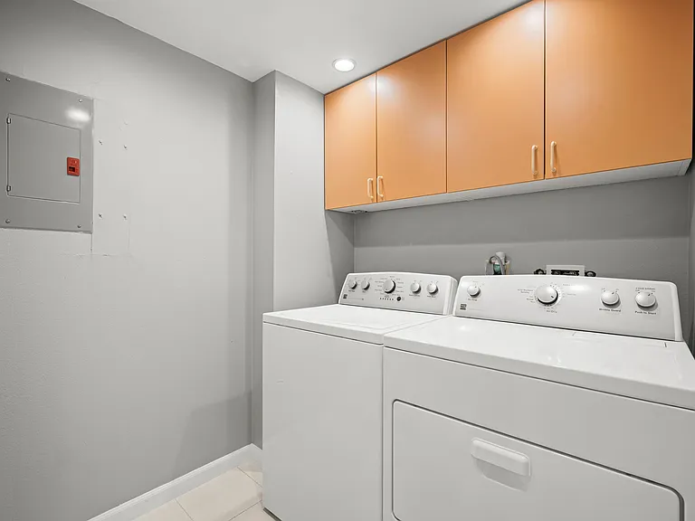 343 Pioneer Dr #1703 — Photo 29