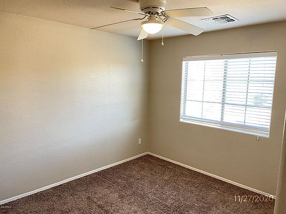 5th image of 2834 E Tracy Ln Unit 4