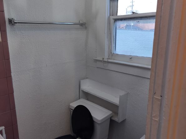 252 E Cedar Ave APT 3