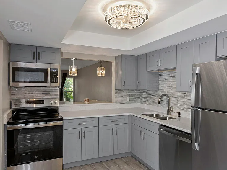 4910 38th Way S #111 — Photo 15