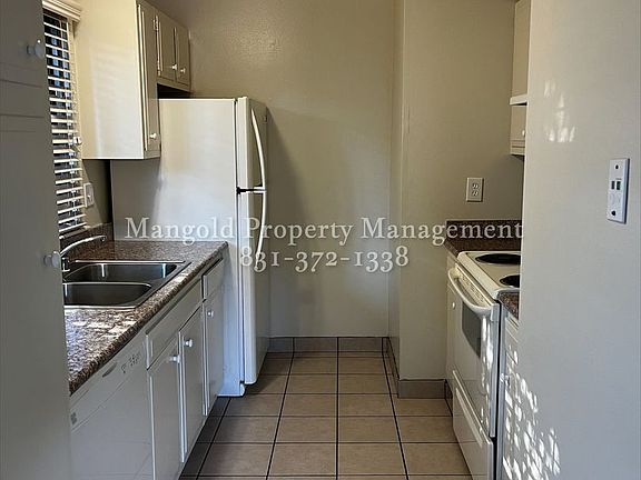 4th image of 456 Dela Vina Ave #E4