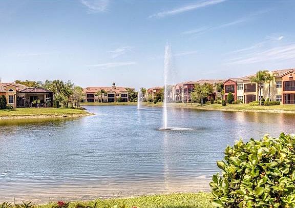 3rd image of 8598 Via Lungomare Cir Unit 203