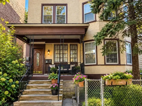 35 Bentley Avenue image 1 of 18