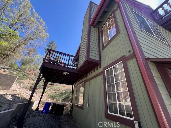 33257 Angeles Dr, Green Valley Lake, CA 92341