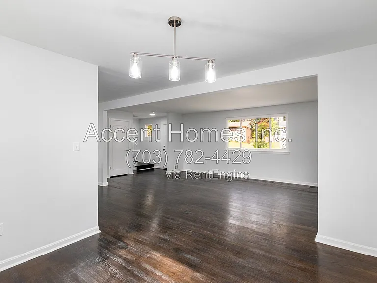 8613 Kenilworth Dr — Photo 4