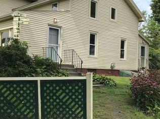 116 Day Rd APT 3, Stuyvesant, NY 12173