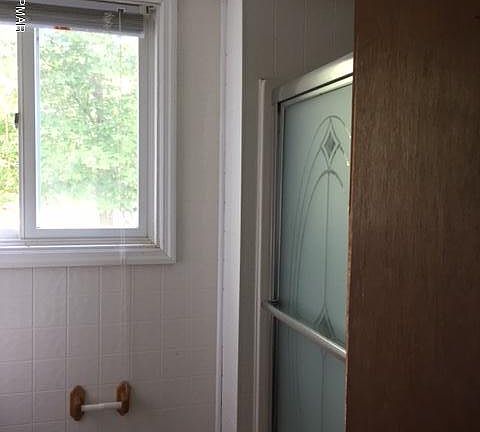 3rd image of 177 Elmwood Dr