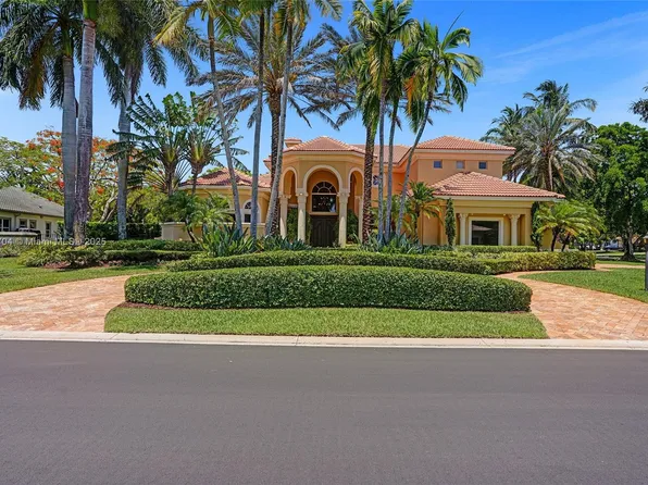 10233 NW 66th Dr, Parkland, FL 33076