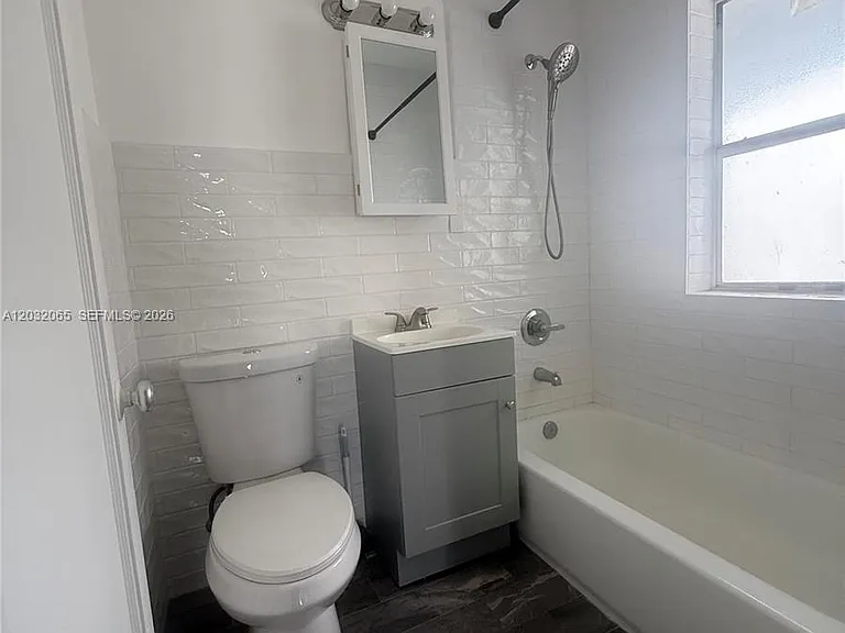 1730 Marseille Dr #4 — Photo 10