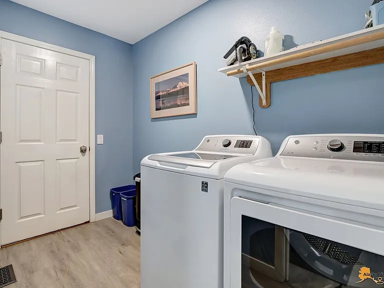 2310 Leopard Cir — Photo 24