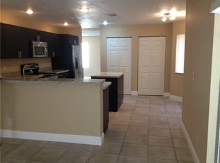 10823 SW 14th Pl, Davie, FL 33324