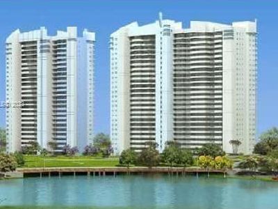 14951 Royal Oaks Ln APT 1701, North Miami, FL, 33181